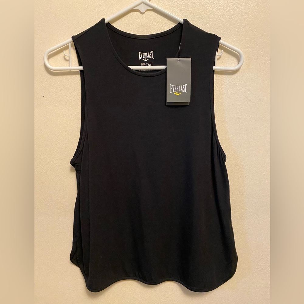 NWT Women’s Everlast side slit muscle tank top. Black, Medium